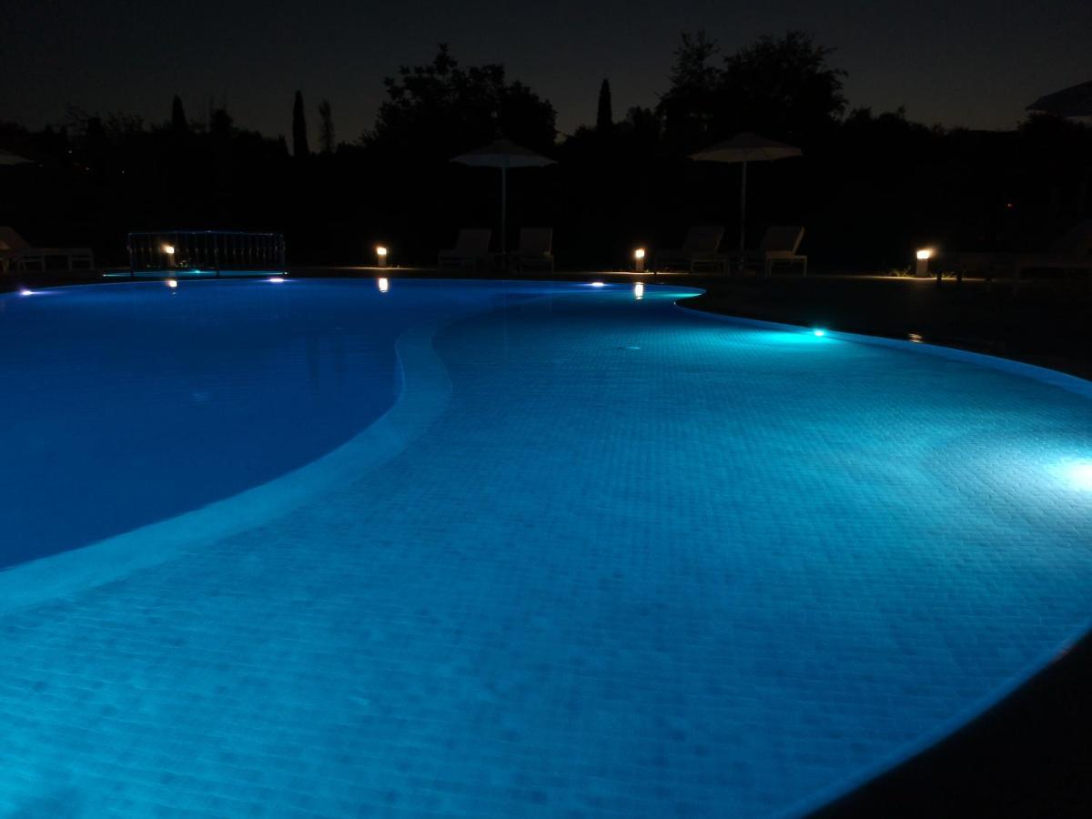 Santos Luxury Apartments Dassia  Dış mekan fotoğraf