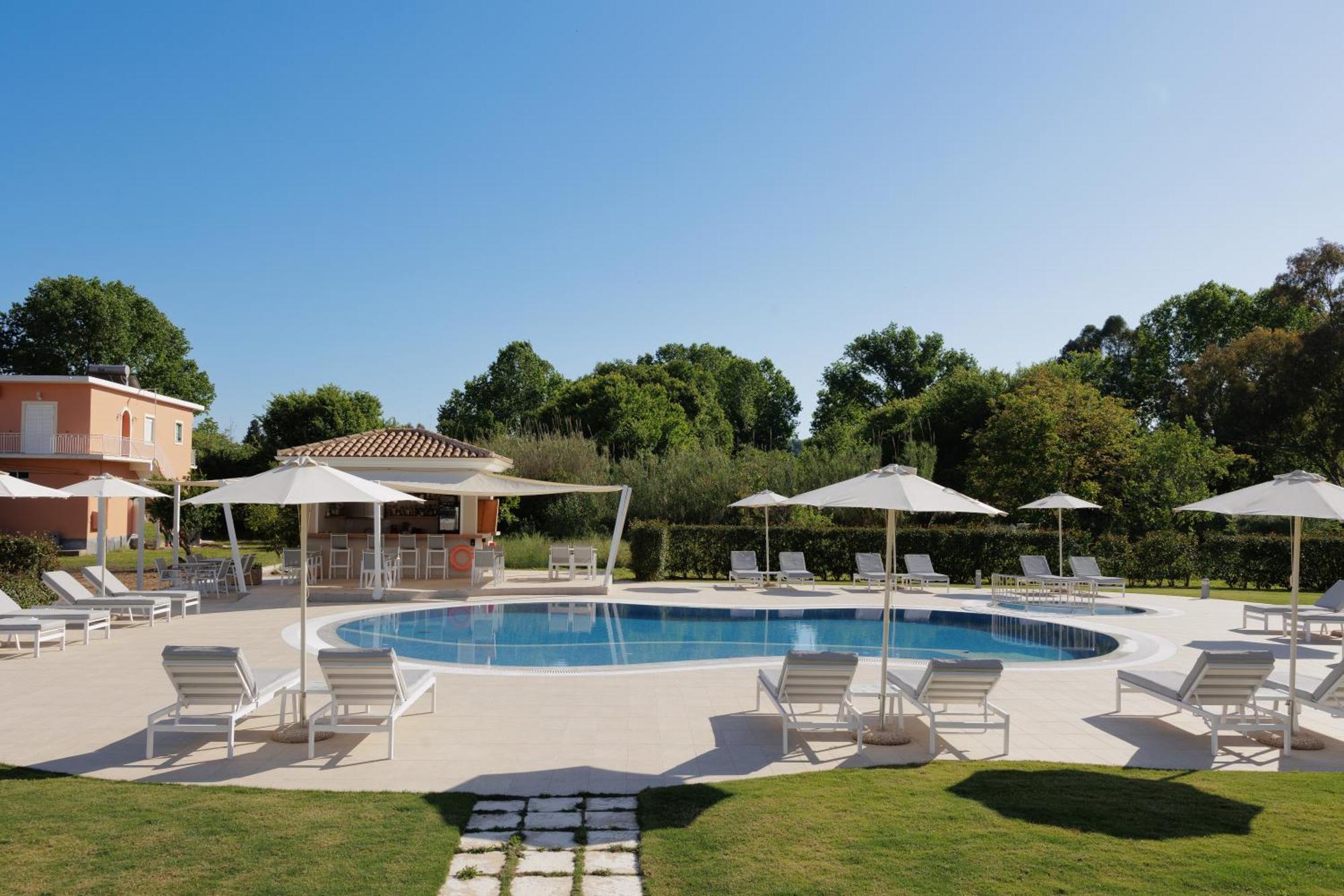 Santos Luxury Apartments Dassia  Dış mekan fotoğraf